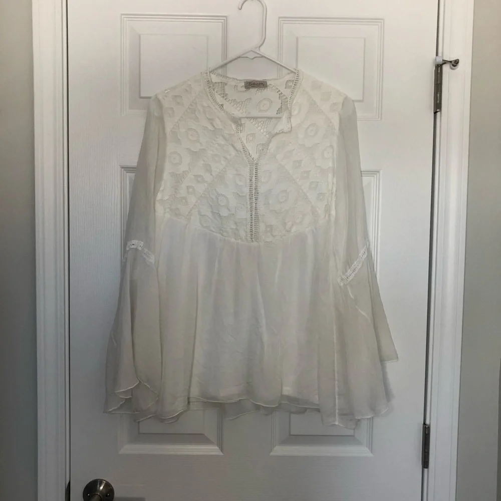Bellambra Made Italy 100% Silk Eyelet Blouse Small - Picture 11 of 11